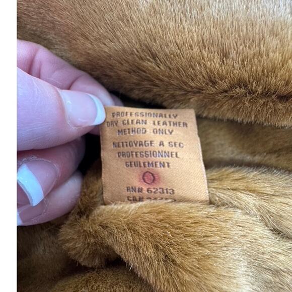 "UGG" Tan Suede Poncho With Pockets SZ S/-M Warm Fairy Core PLZ READ! FINAL SALE - Picture 15 of 15